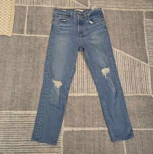 Levi's Women's Distressed Straight Leg Jeans - Light Blue